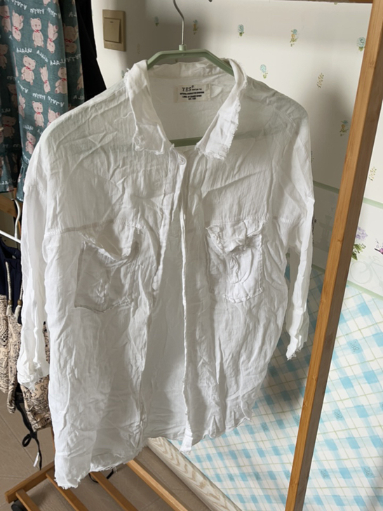 白色微透衬衫宽松