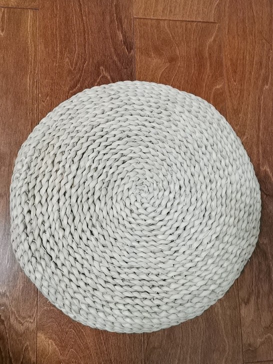 买来闲置很久了，感觉我家好像用不上垫子，稻...