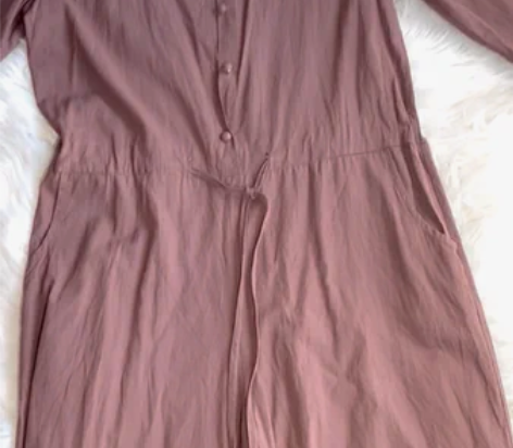 豆沙色休闲连体裤 M码 面料 麻 感兴趣的...