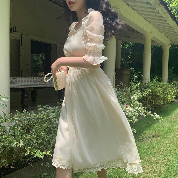 张旅菲 很仙的法国小众连衣裙女2019春季...