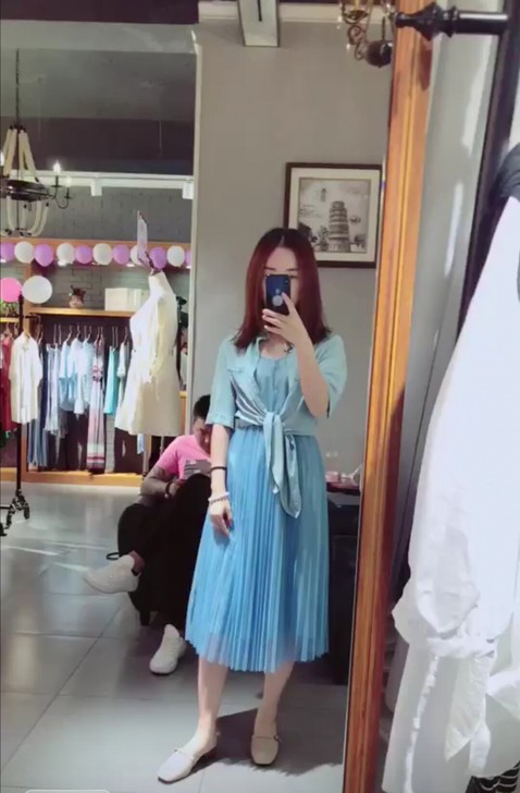 两件套连衣裙，九成新，m码