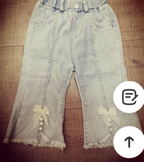 儿童牛仔喇叭裤，软牛仔，90码数，八分裤喇...