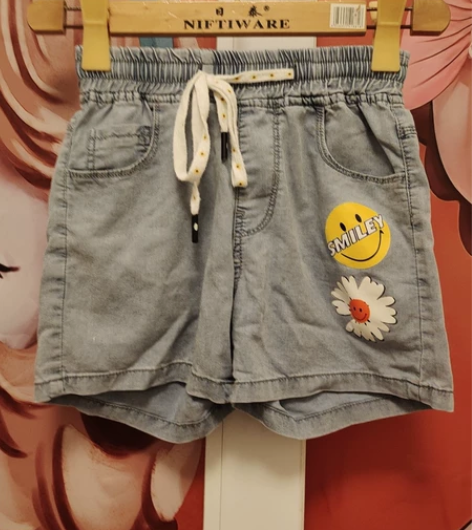 120牛仔短裤女包 薄款，特别舒服