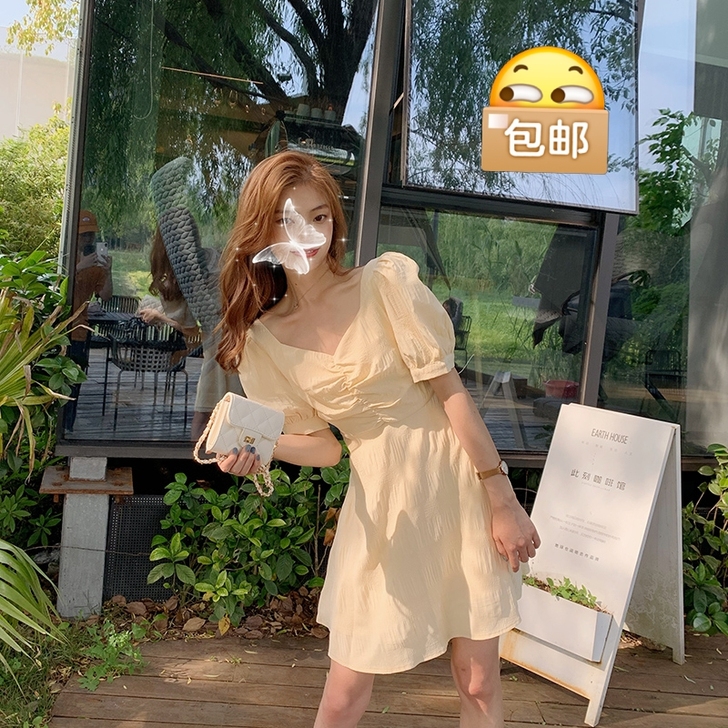 初恋桔梗露背连衣裙女夏新款泡泡袖超仙设计感...