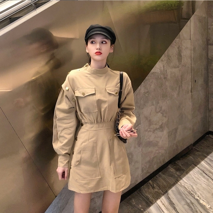 2020年新款女装早春季法式连身裙慵懒风冷...