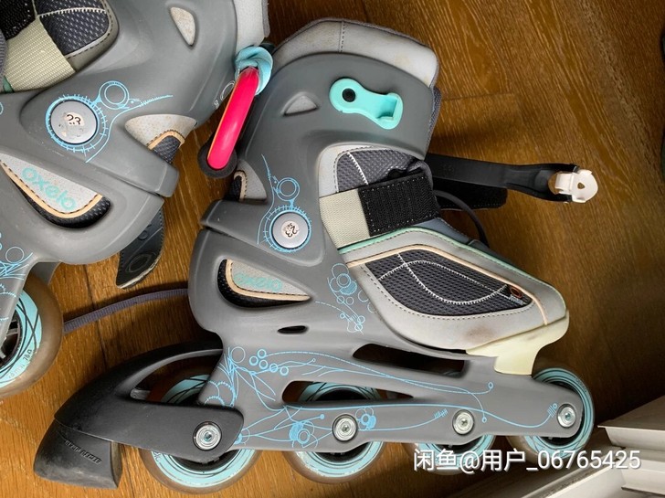 迪卡侬 直排轮滑鞋 初学者轮滑鞋