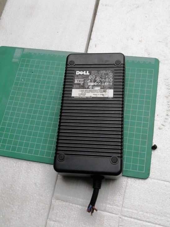 12v18A电源，