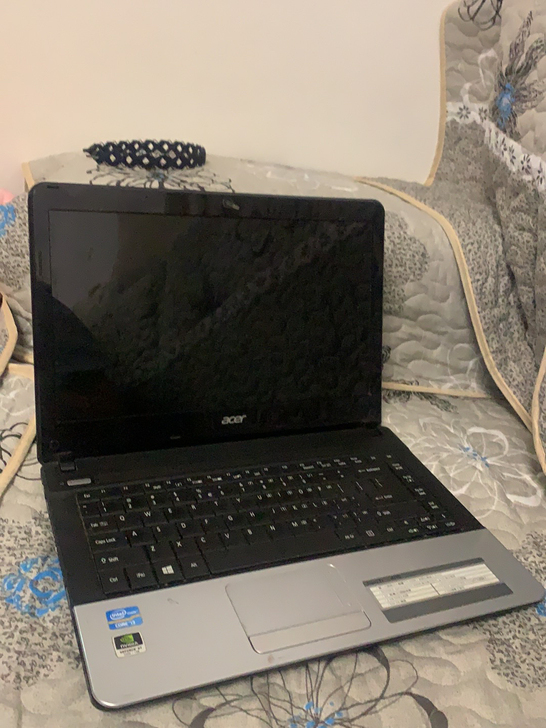 品牌型号 acer宏基笔记本电脑(带鼠标 ...