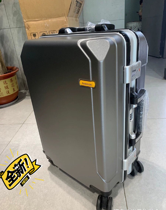 包邮全新26寸袋鼠铝框行李箱铝合金拉杆旅行...