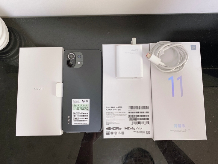 小米11青春版黑色成色98新8+256g，...