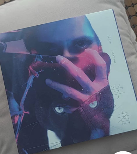 薛之谦《初学者》专辑 仅拆封 就看过两次,...