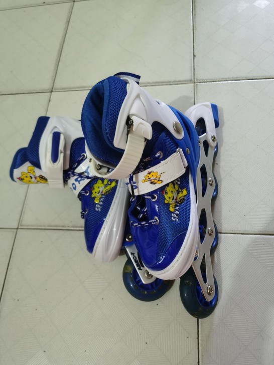 儿童单排滑轮 九成新，33##amp；md...
