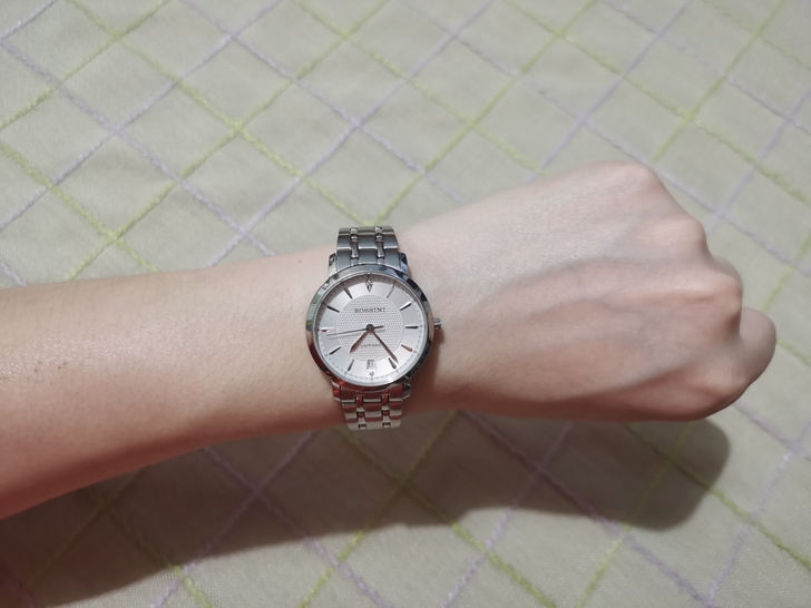 罗西尼手表，唯品会入，基本没戴（轻微使用痕...
