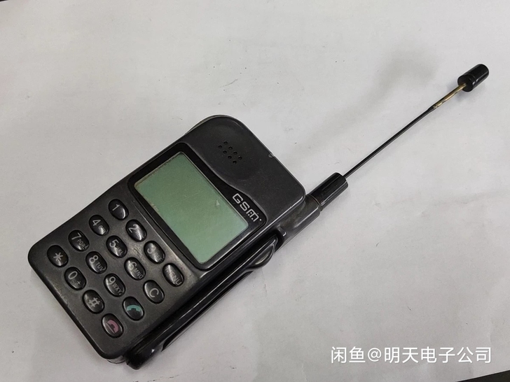 SONY手机CMD-Z1鸵鸟，成色新，能开...