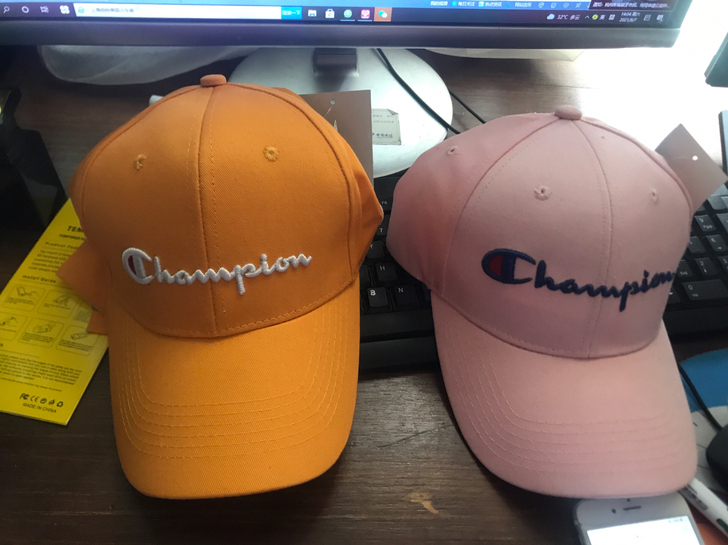 冠军帽子！白送 自己付邮费