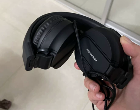 纽曼有线头戴耳机，全新没用过。 感兴趣的话...