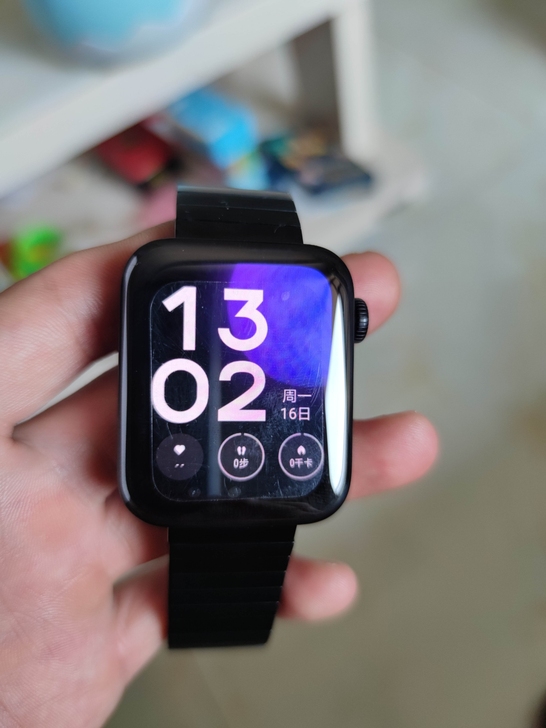 小米手表尊享版，还有三个月保修，成色95新...
