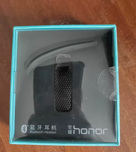 荣耀蓝牙耳机，全新未使用，60包邮出 感兴...