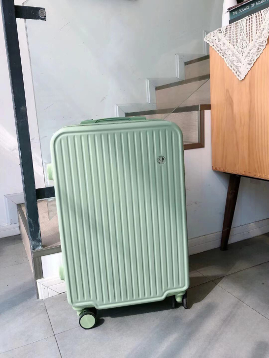 【顺丰包邮】实体店不开了，清理库存，特价行...