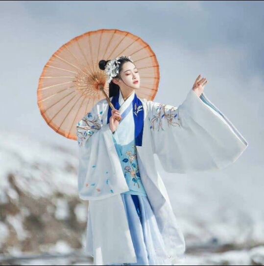 司南阁 风回雪汉服 明制披风秋冬装