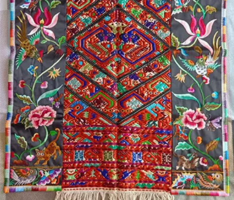 贵州台江苗族刺绣，手工刺绣。可收藏  可裱...