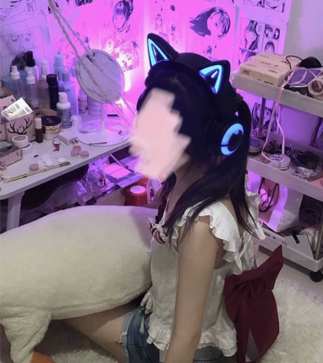 妖舞猫耳朵耳机3s发光头戴式蓝牙降噪音乐电...