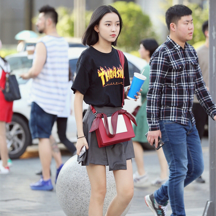 刘雯同款 frame宽肩带拼色小方包