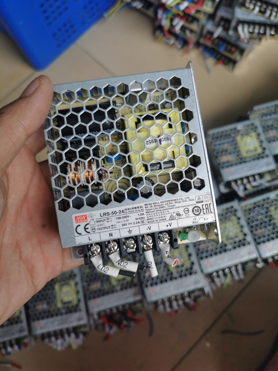 明纬电源LRS-50-24，百分百原装正品...