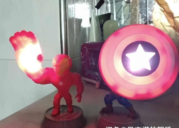 正版 美版 Q版 美国队长 钢铁侠 手办 ...