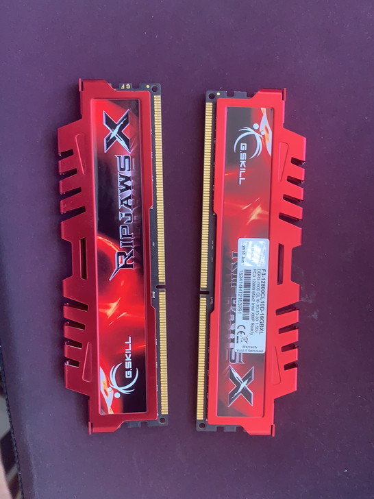内存条，两个8g的，芝奇的， DDR3，买...