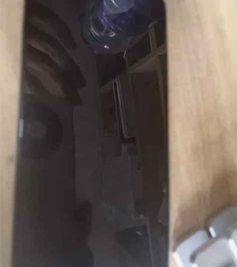 自用备用机红米k40白色8+128g右上角...