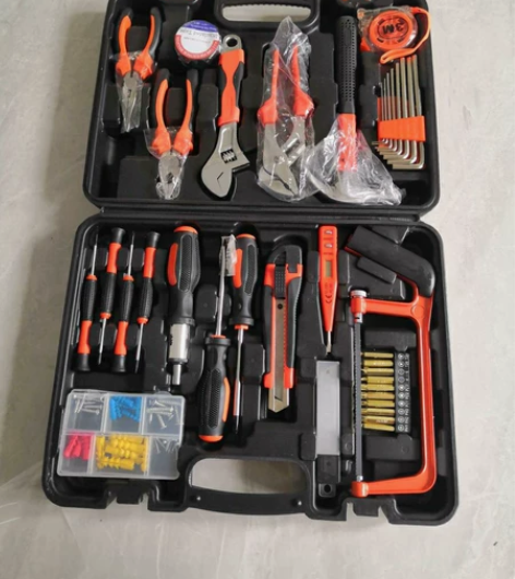 亏本出清82套家用五金工具，电工专用维修多...