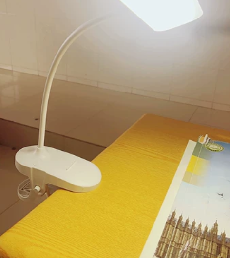【全新】护眼灯LED智能语音控制书桌中小学...