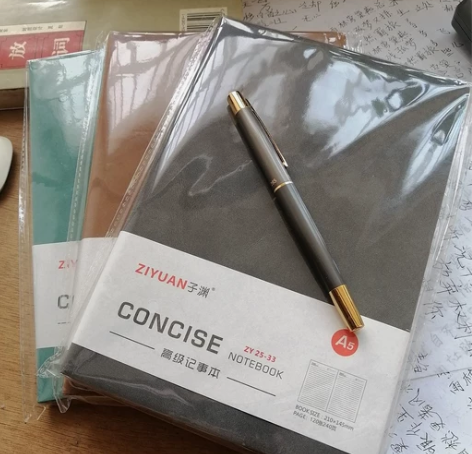 [文具店倒闭，低价清仓]笔记本本子加超厚记...