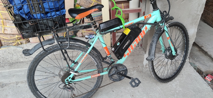 电动山地车