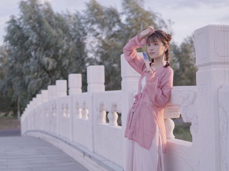 兰夜心汉服 淡雅橘粉水晶麻短衫璎珞绣花款 ...