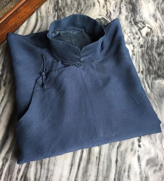 民国真丝暗花缎长衫，完整，衣长122厘米，...