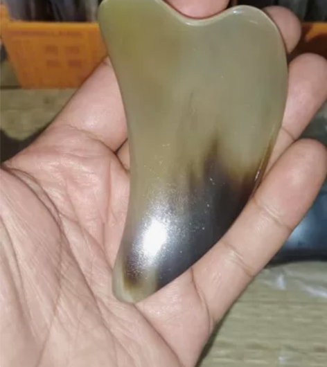 8.9厚白牦牛角三角板编号09-10 水墨...