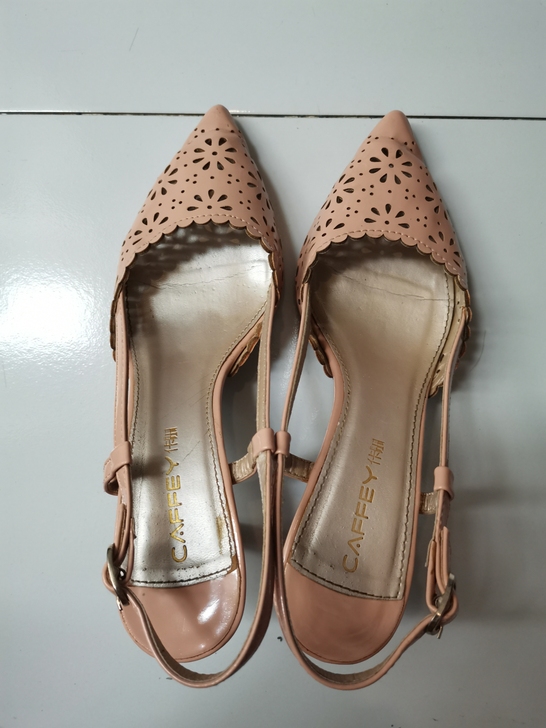 闲置单鞋，华为手机原相机拍摄，低跟鞋##a...