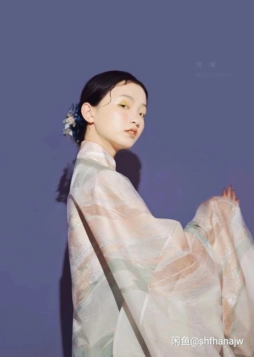 熠耀汉服 白云立领斜襟长衫 明制