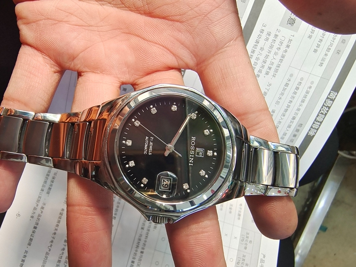 罗西尼机械表，钨钢表圈，钨钢颗粒表带，质感...