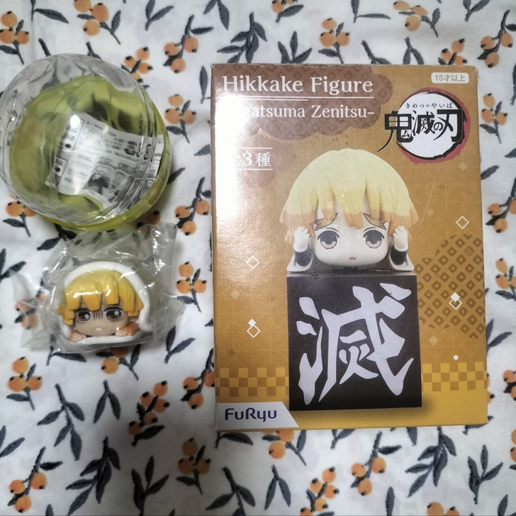 出 鬼灭之刃我妻善逸周边手办扭蛋食玩景品粘...