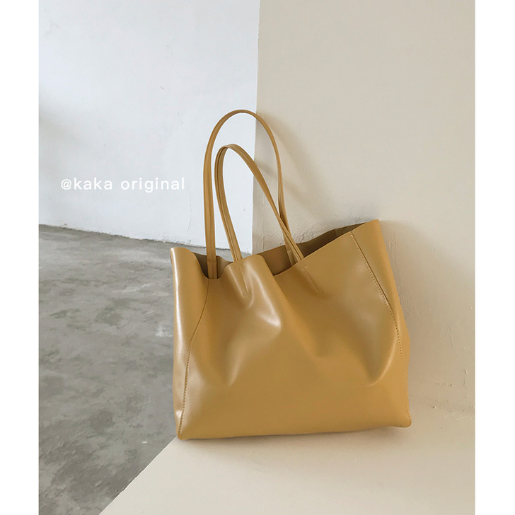 卡乐儿 女士包 白色的 9成新 15元 不...