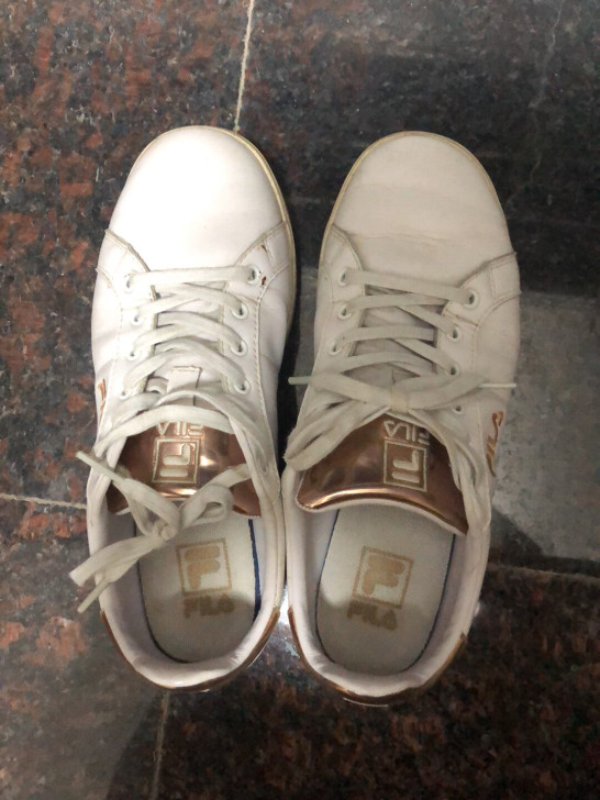 斐乐女鞋板鞋，36码，正品