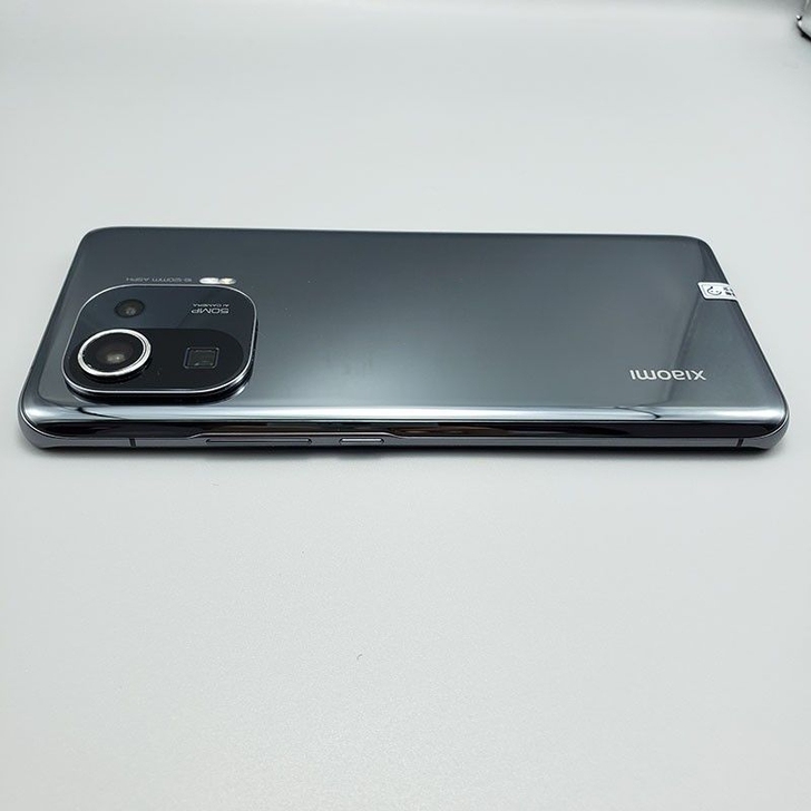 小米11pro 黑色8+256