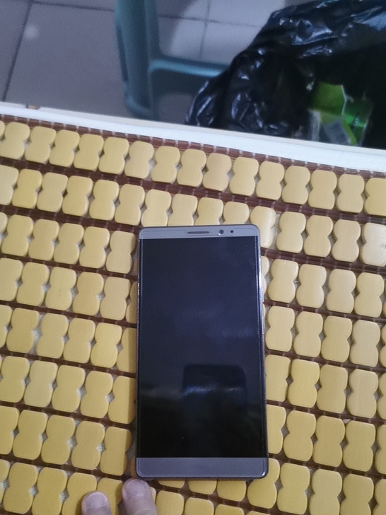 华为MATE8，摩卡金，香槟金，9成新，