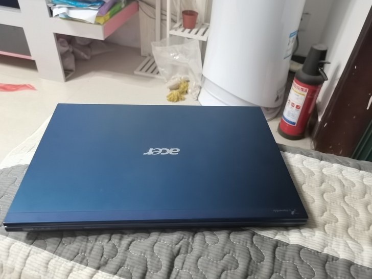 宏碁4830 薄款酷睿i5 全能学生本。英...