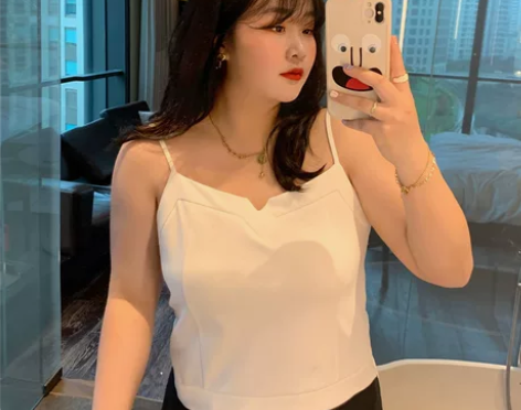 两件出售37包邮！送化妆包大码女装微胖mm...