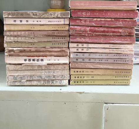 金庸 套书，（此链接保留留恋，请勿再问，书...