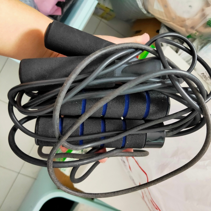 力量型跳绳，两根，每根10元，不包邮